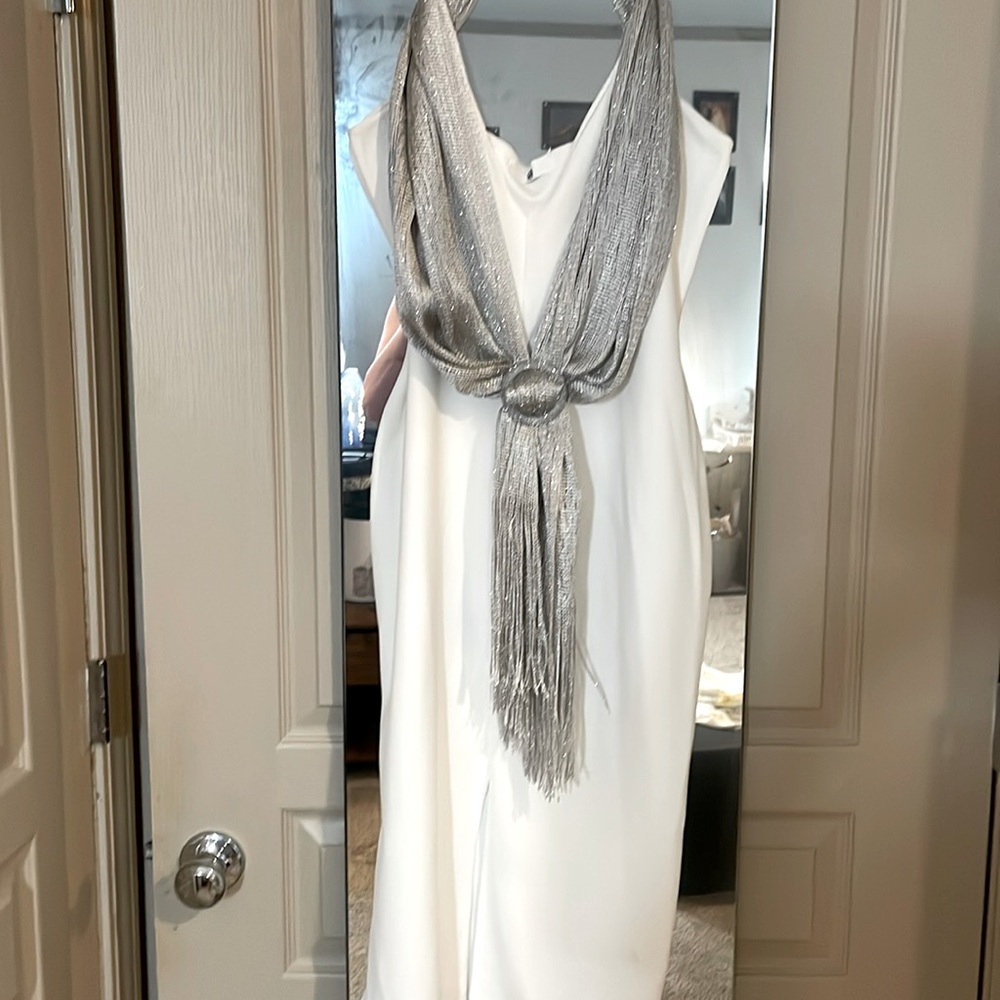 Missguided Sz US 12.  Off white dressFront middle slit. Scarf versatile. Elegant